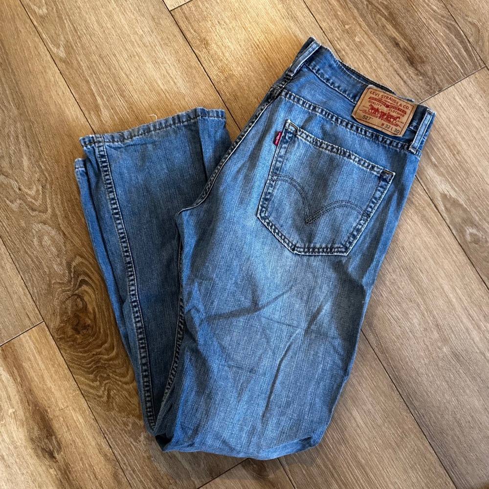 Levis 527 Slim Bootcut Jeans Mens 32x30 Medium Wash Blue Denim 100% Cotton